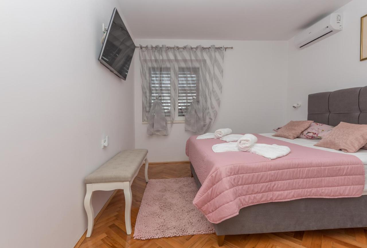 Strawberry Makarska